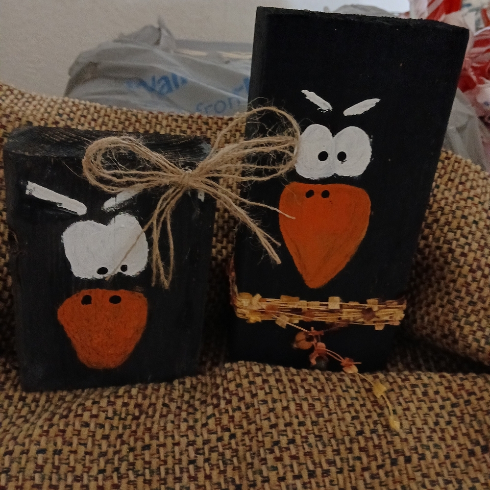 Handcrafted Primitive Black Crows Halloween Decor Shelf Sitter